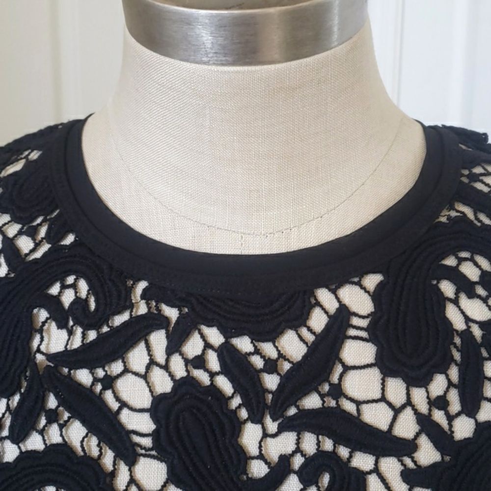 LOFT Black Crochet Lace Sheer Top Short Sleeve Keyhole Petite Medium PM - Picture 5 of 12